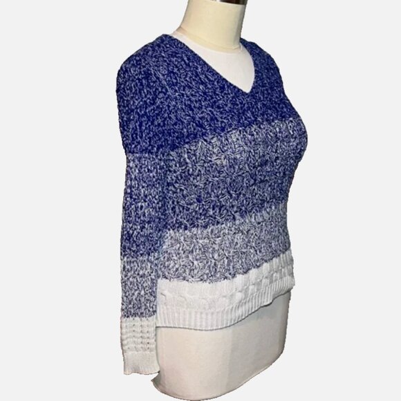 Liz Claiborne | Heather Blue and White Knitted Sweater XL - Picture 2 of 6